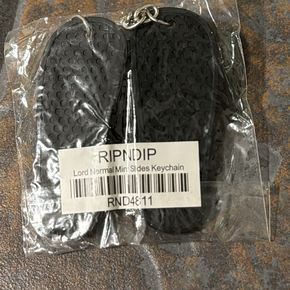 Lord nermal mini slides keychain - Picture 2 of 2